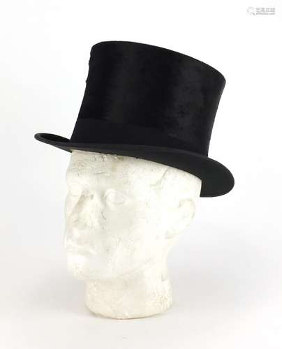 Moleskin top hat by W M Morling of Maidstone, size 7 1/8 : For Further Condition Reports and Live