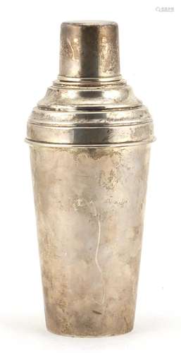 Art Deco style silver cocktail shaker, by Carrs Sheffield 2001, 21.5cm high, approximate weight