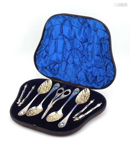 Walker & Hall silver plated berry spoon, grape scissors and nut crackers, housed in a fitted