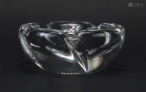 French clear glass dish by Daum Nancy, 15cm in diameter : For Further Condition Reports and Live