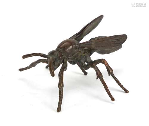 Japanese patinated bronze wasp, 5cm in length : For Further Condition Reports Please Visit Our