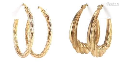 Two pairs of 9ct gold hoop earrings, the largest 3.2cm in diameter, approximate weight 3.4g : For