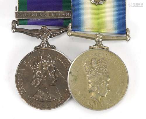 British Military Falklands War pair awarded to Private RVF Dimmock of the Parachute regiment,