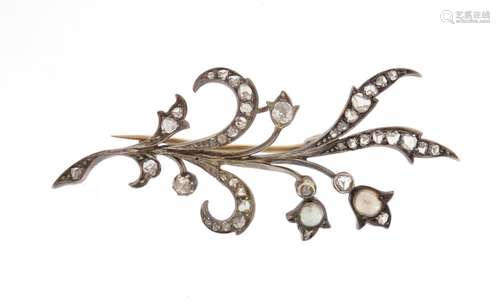 Unmarked white metal diamond and pearl floral spray brooch, 5.5cm in length, approximate weight 4.6g