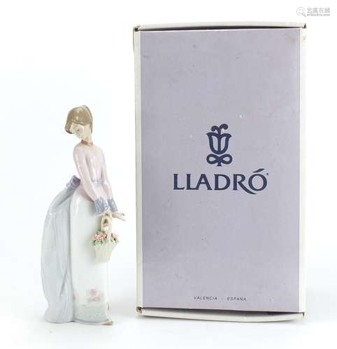 Lladro figurine Basket of Love with box, numbered 7622, 25cm high : For Further Condition Reports