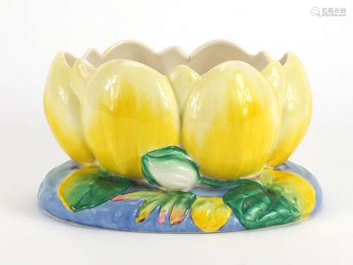 Clarice Cliff Newport pottery lily pad centre piece, 12.5cm high : For Further Condition Reports and