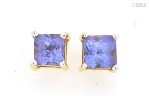 Pair of 9ct gold amethyst earrings, approximate weight 0.8g : For Further Condition Reports and Live