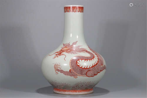 CHINESE PORCELAIN IRON RED DRAGON TIANQIU VASE