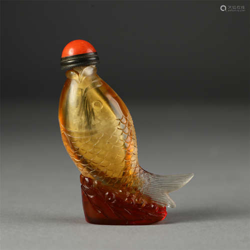 CHINESE PEKING GLASS FISH SNUFF BOTTLE