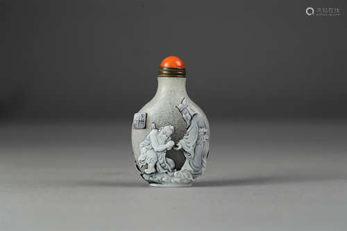 CHINESE PEKING GLASS SNUFF BOTTLE