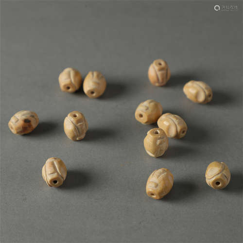 CHINESE ANCIENT JADE BEADS