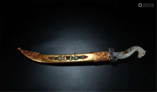 CHINESE HINDUSTAN JADE HORSE HEAD HANDLE SWORD WITH GEM STONE INLAID GILT BRONZE SCABBARD