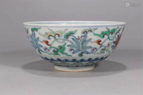 CHINESE PORCELAIN DOUCAI FLOWER BOWL