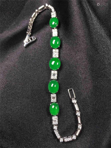 18K WHITE GOLD DIAMOND NATURAL JADEITE BRACELET