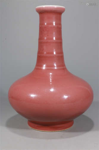 CHINESE PORCELAIN RED GLAZE VASE