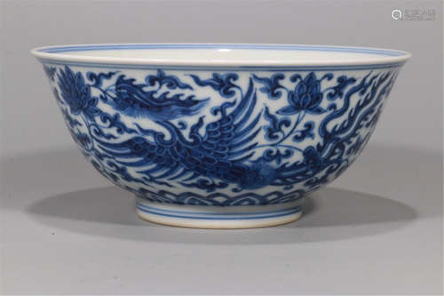 CHINESE PORCELAIN BLUE AND WHITE PHOENIX BOWL