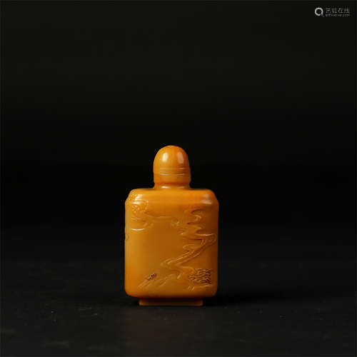 CHINESE TIANHUANG STONE SNUFF BOTTLE