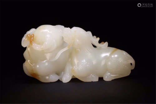 CHINESE WHITE JADE BEAST TABLE ITEM