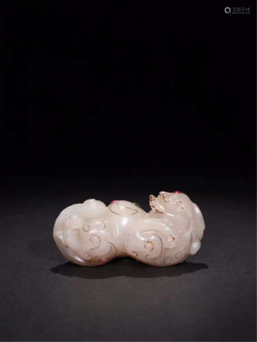 CHINESE WHITE JADE BEAST TABLE ITEM