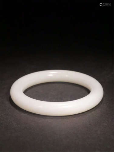 CHINESE WHITE JADE BANGLE