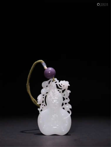 CHINESE WHITE JADE DOUBLE GOURD PENDANT