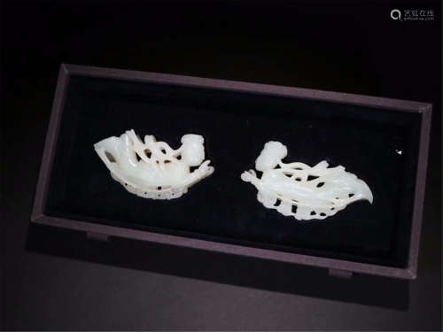 PAIR OF CHINESE WHITE JADE FLYING BEAUTY