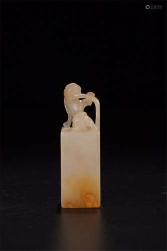 CHINESE WHITE SOAPSTONE BEAST SEAL