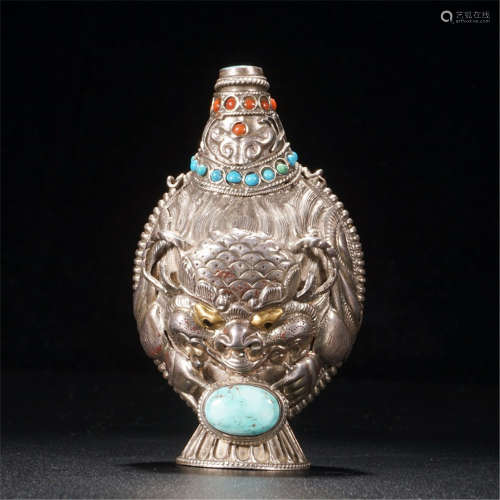 CHINESE TURQUOISE RED AGATE INLAID SILVER BEAST SNUFF BOTTLE