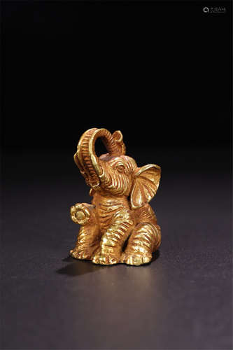 CHINESE GILT BRONZE ELEPHANT TABLE ITEM