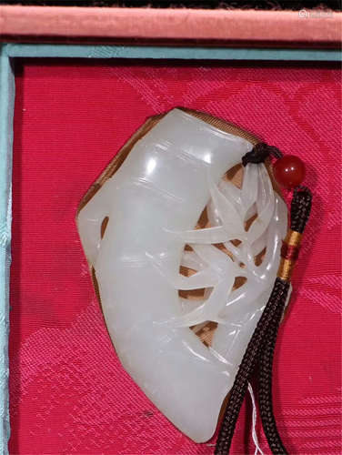 CHINESE WHITE JADE BAMBOO PENDANT