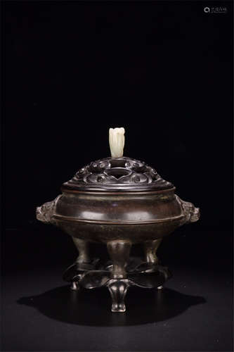 CHINESE BRONZE TRIPLE FEET CENSER WITH ROSEWOOD LIDDER AND BASE WITH WHITE JADE FINAL