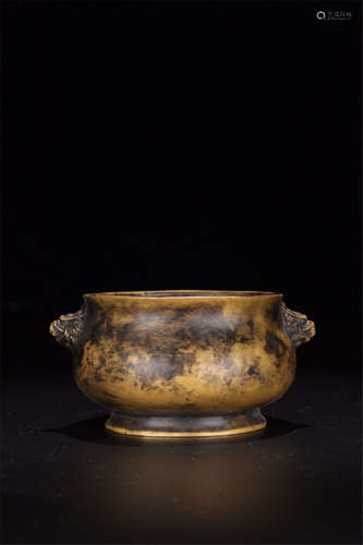 CHINESE GILT BRONZE ROUND CENSER