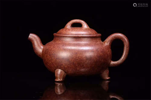 CHINESE YIXING ZISHA CLAY TRIPLE FEET TEA POT