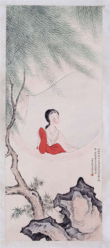 CHINESE SCROLL PAINTING OF BEAUTY IN GARDEN