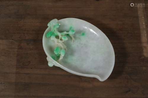 A JADE BRUSH COUPE IN PEACH FORM