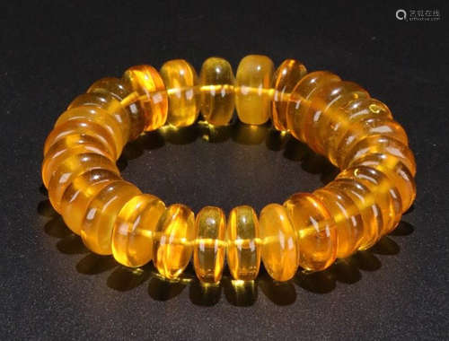 AN AGATE BEADS STRING BRACELET