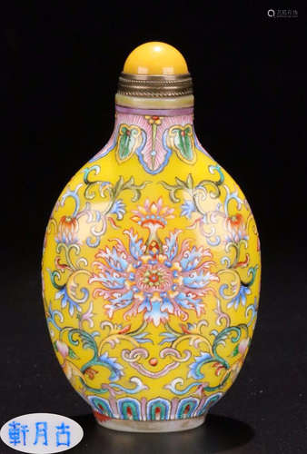 A GLASS WRAPPED FLOWER PATTERN SNUFF BOTTLE