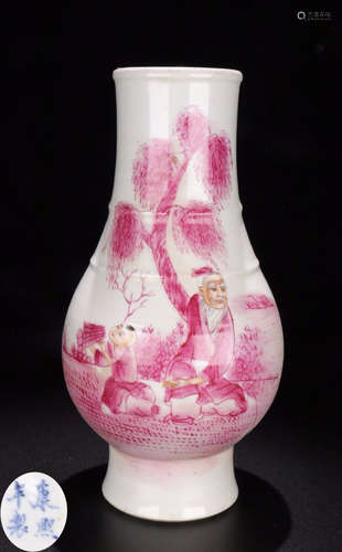 A RED GLAZE STORY PATTERN VASE