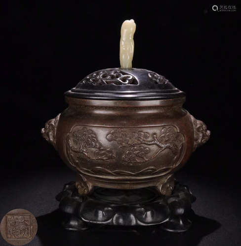 A BRONZE CASTED BEAST PATTERN TRIPOD CENSER