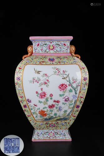 A FAMILLE ROSE FLOWER PATTERN ZUN VASE