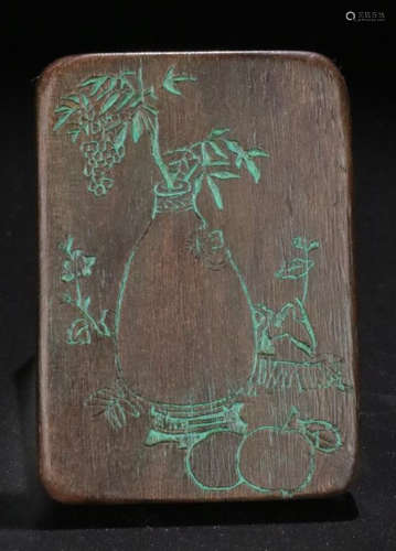 A CHENXIANG WOOD CARVED BAMBOO PATTERN PENDANT