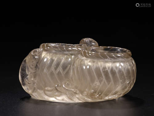 A CRYSTAL WASHER WITH BEAST PATTERNS