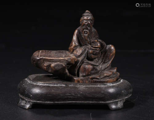 A CHENXIANG WOOD ORNAMENT OF NOBLE