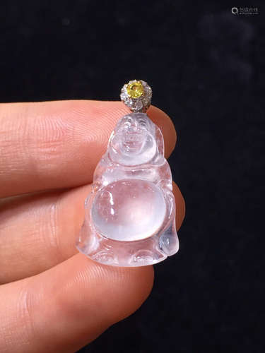 AN ICY BUDDHA SHAPED JADEITE PENDANT