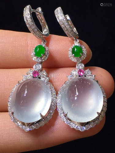 A PAIR OF ICY JADEITE EAR RINGS