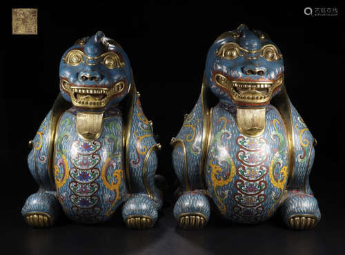 A PAIR OF ENAMELED COPPER CENSERS WITH QIANLONG MARKING AND DRAGON&PHOENIX PATTERNS