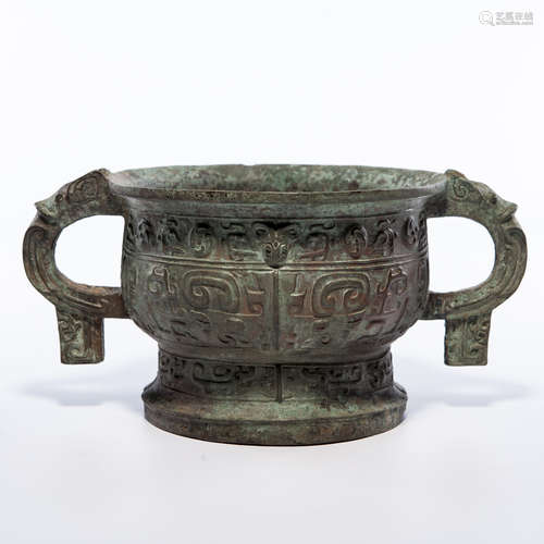 A Chinese Bronze Pot