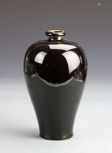 Chinese Black Glazed Meiping Vase