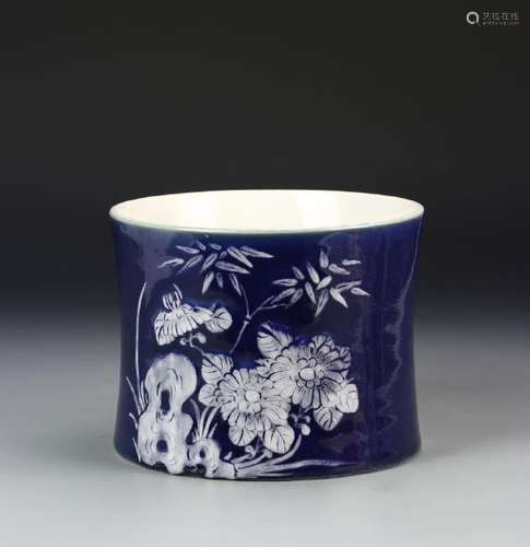 Chinese Blue and White Brush Pot