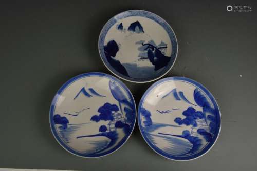 Three Chinese Blue and White Export Plates